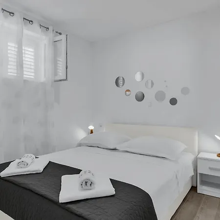 Sunny Garden Von Ana A2 By Interhome Apartment Makarska