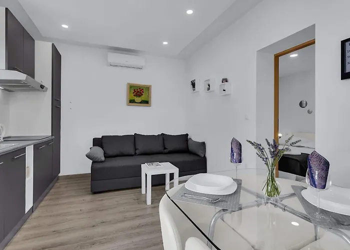 Apartment Sunny Garden Von Ana A2 By Interhome Makarska